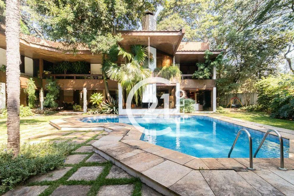 Casa, 6 quartos, 882 m² - Foto 1