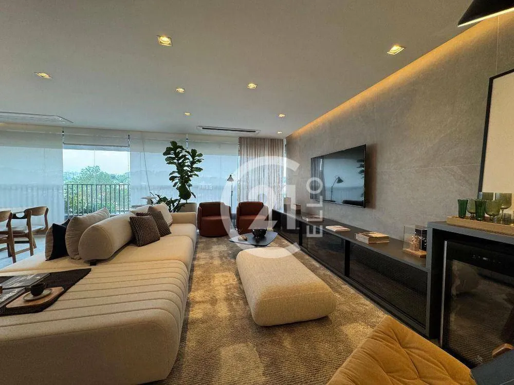 Cobertura, 4 quartos, 338 m² - Foto 2