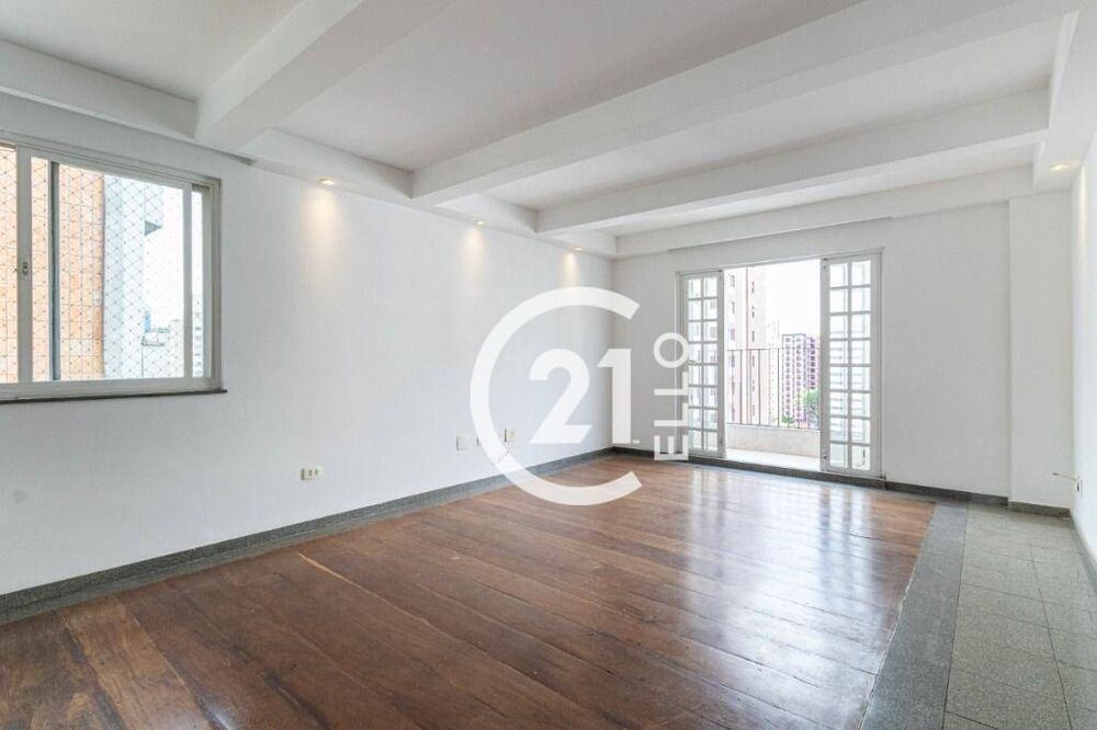 Cobertura à venda com 3 quartos, 240m² - Foto 4