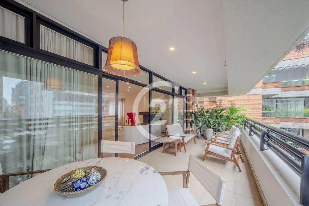 Apartamento, 3 quartos, 283 m² - Foto 2