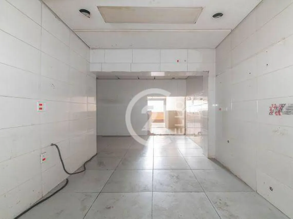 Loja-Salão, 220 m² - Foto 1