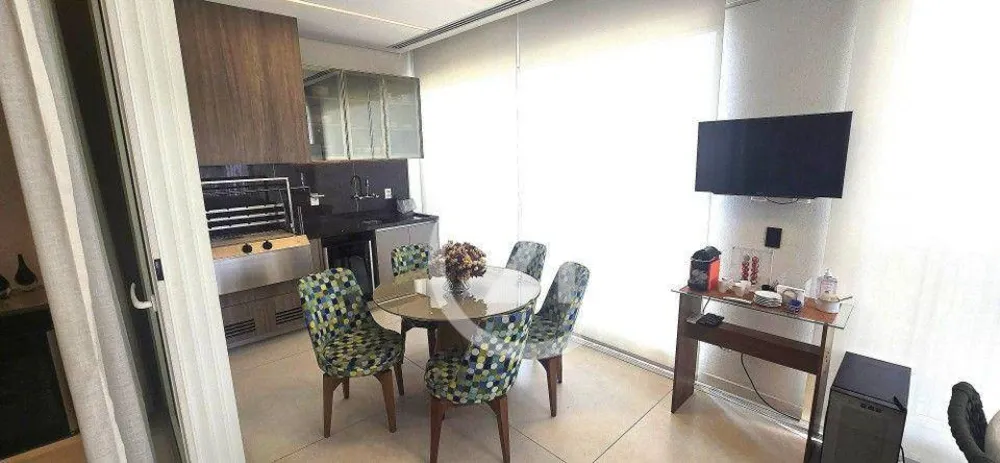 Apartamento, 3 quartos, 217 m² - Foto 2