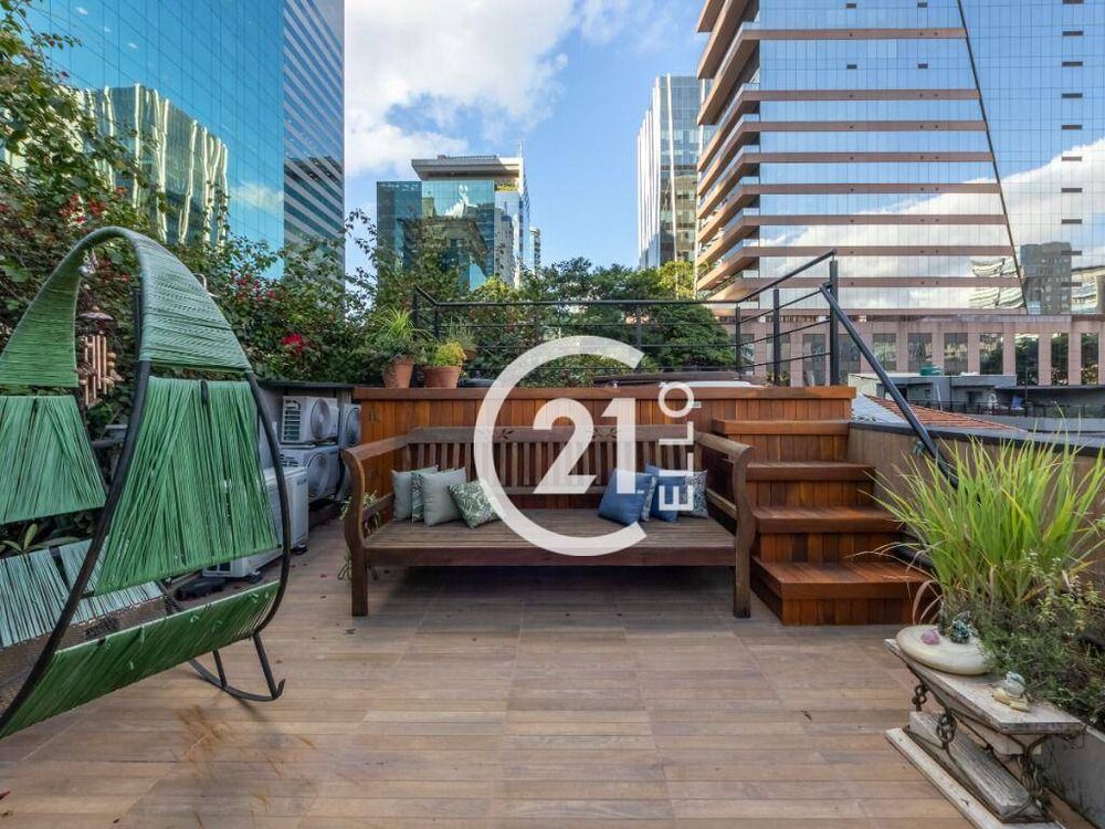Casa à venda com 3 quartos, 200m² - Foto 1