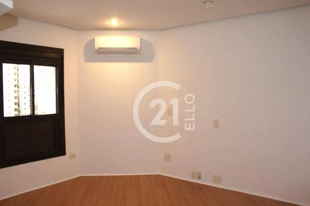 Apartamento, 3 quartos, 242 m² - Foto 10
