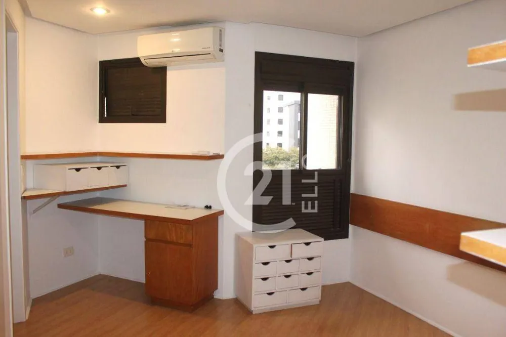 Apartamento, 3 quartos, 242 m² - Foto 3