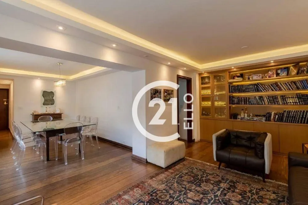 Apartamento, 3 quartos, 140 m² - Foto 1