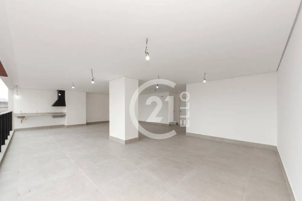 Apartamento, 3 quartos, 208 m² - Foto 1