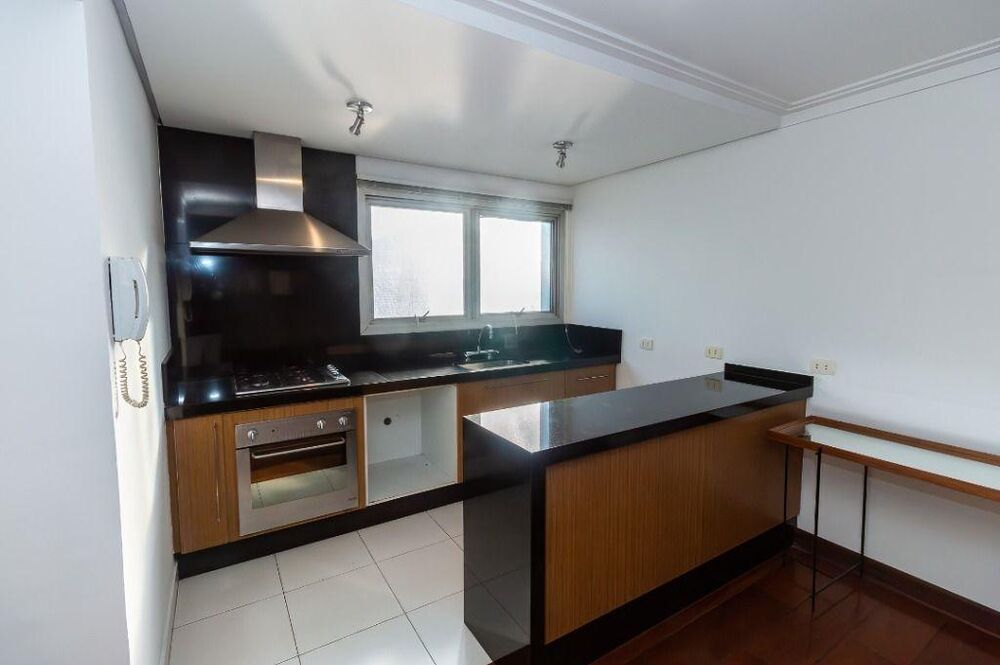 Apartamento à venda com 2 quartos, 98m² - Foto 2
