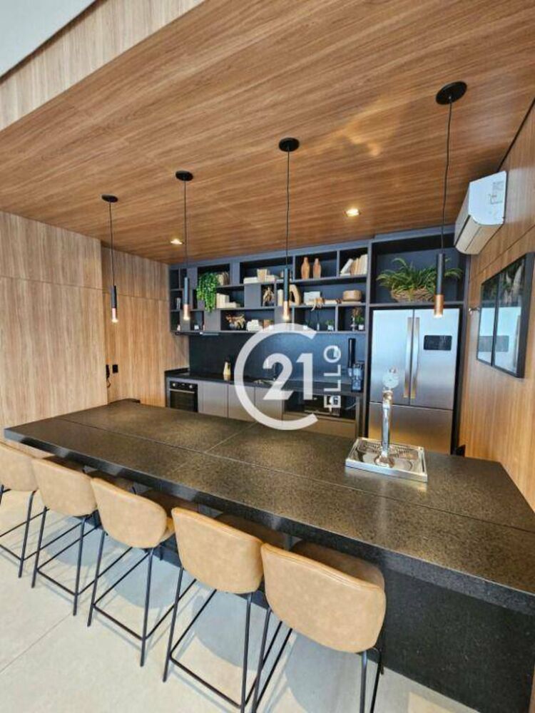 Apartamento à venda com 3 quartos, 195m² - Foto 8