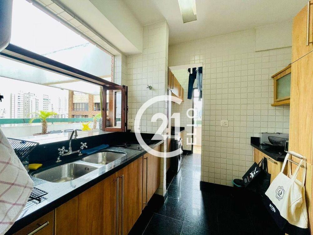 Cobertura para alugar com 2 quartos, 200m² - Foto 4