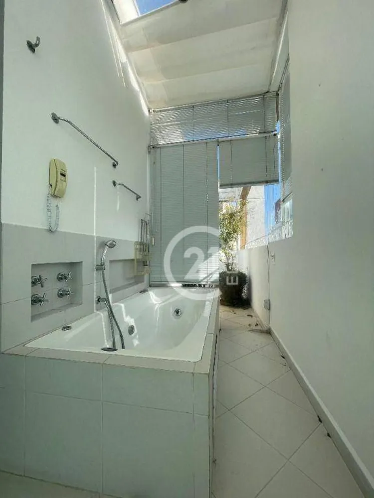 Apartamento, 1 quarto, 105 m² - Foto 1