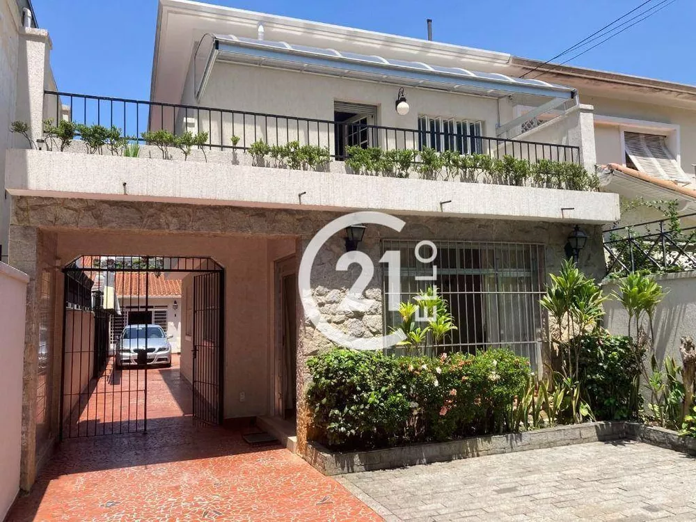 Casa para alugar com 4 quartos, 170m² - Foto 1