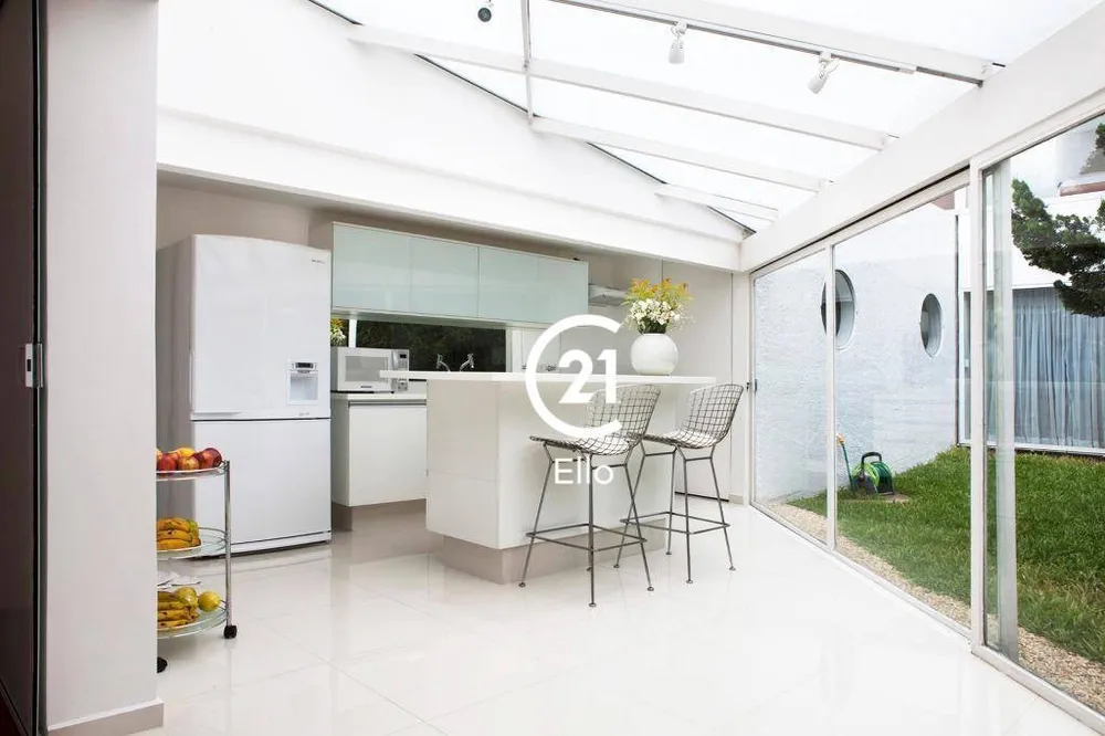Casa, 3 quartos, 238 m² - Foto 8