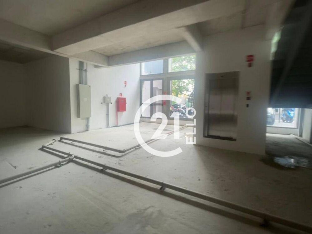 Loja-Salão para alugar, 1118m² - Foto 1