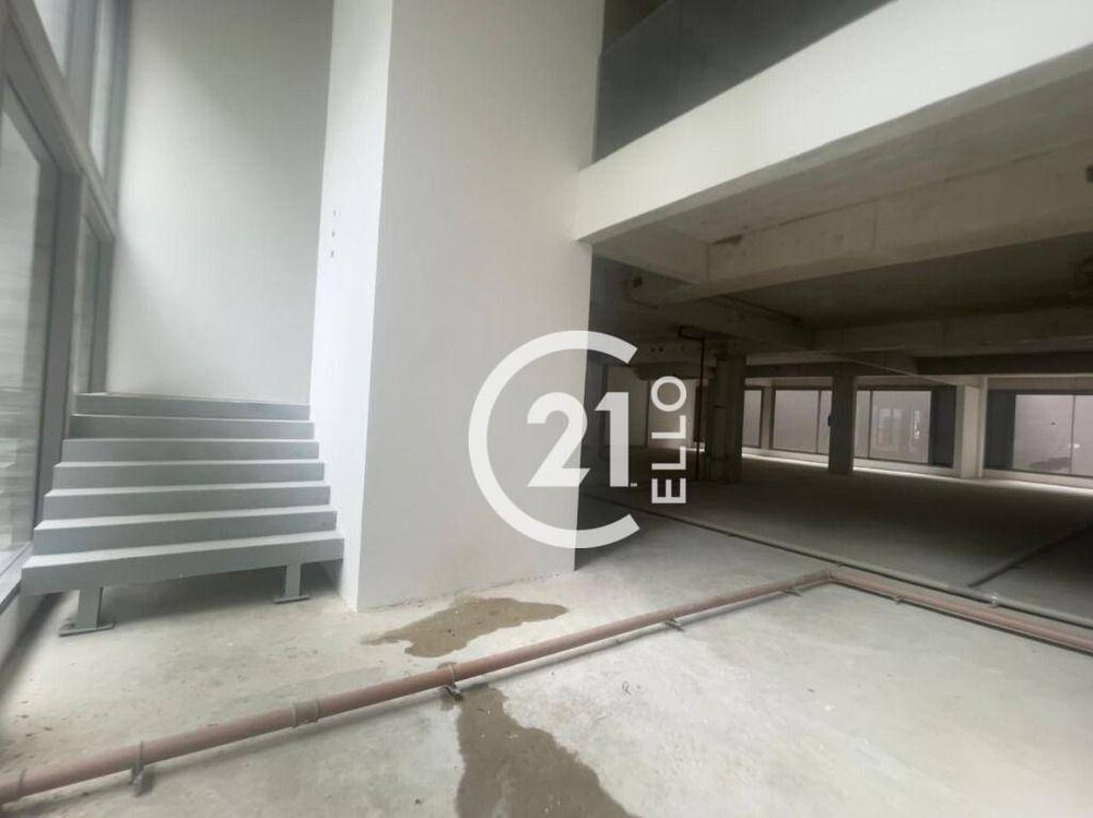 Loja-Salão para alugar, 1118m² - Foto 4