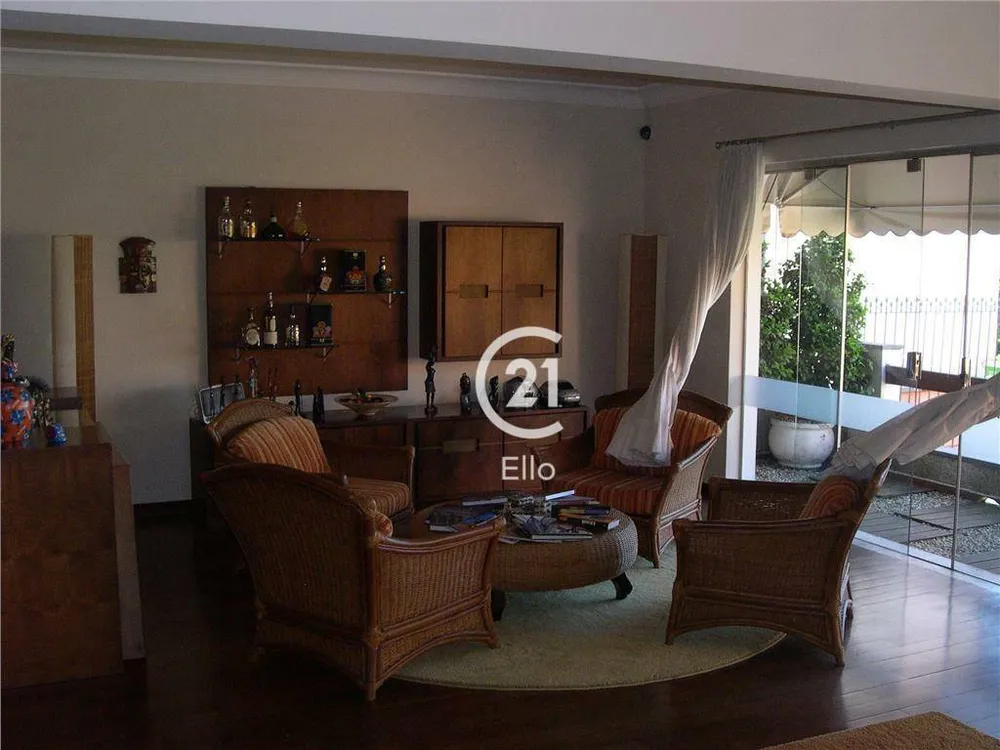 Casa, 4 quartos, 640 m² - Foto 2