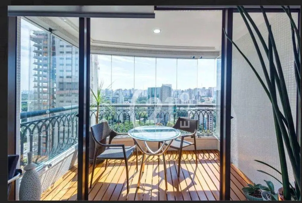 Apartamento, 3 quartos, 135 m² - Foto 1