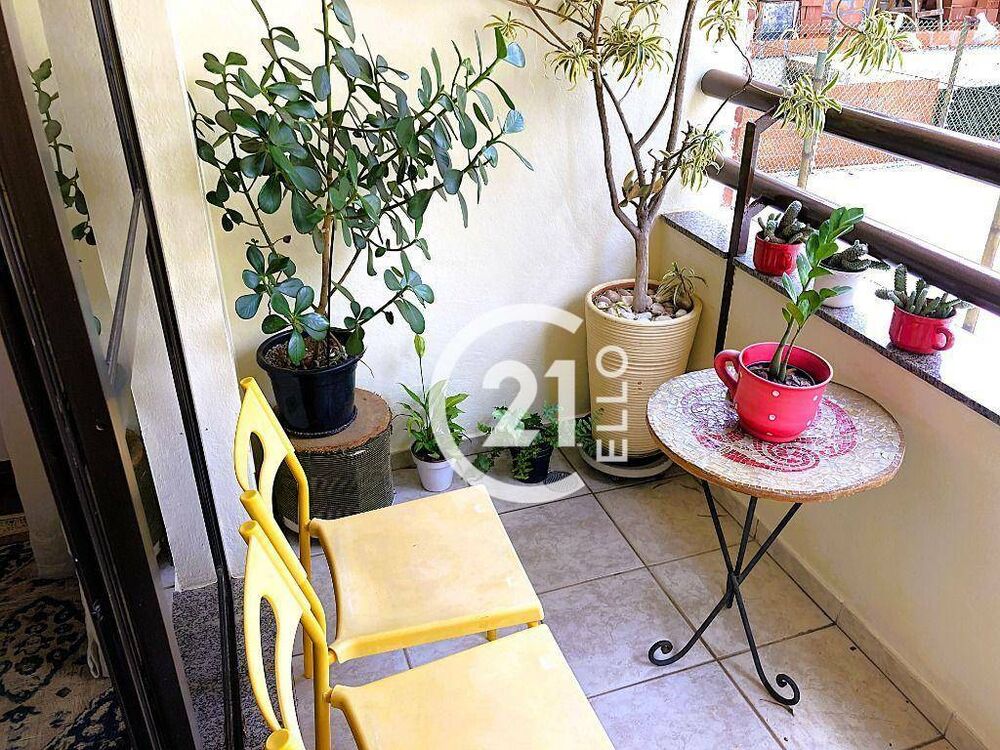 Apartamento à venda com 3 quartos, 102m² - Foto 3