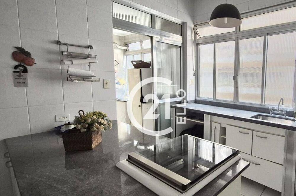 Apartamento à venda com 2 quartos, 110m² - Foto 4