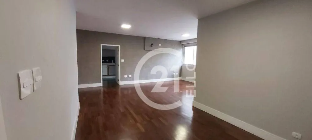 Apartamento, 3 quartos, 128 m² - Foto 2