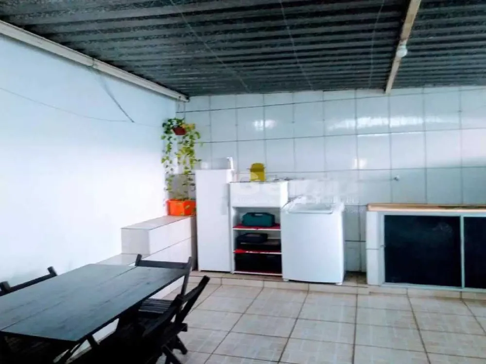 Casa, 2 quartos, 144 m² - Foto 1