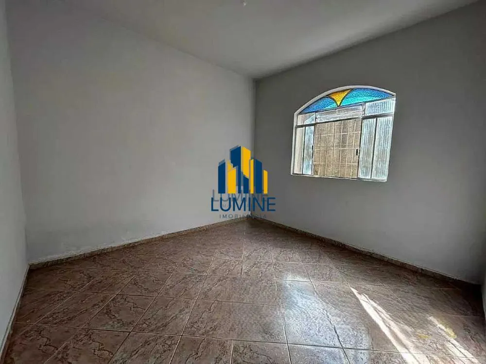 Casa, 2 quartos, 300 m² - Foto 1