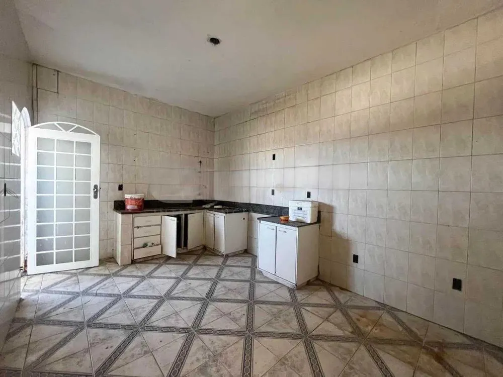 Casa, 2 quartos, 276 m² - Foto 3