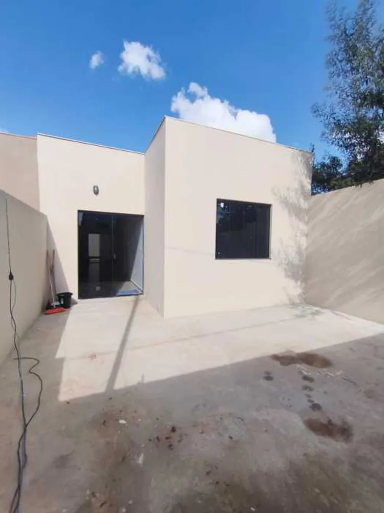 Casa, 3 quartos, 77 m² - Foto 1