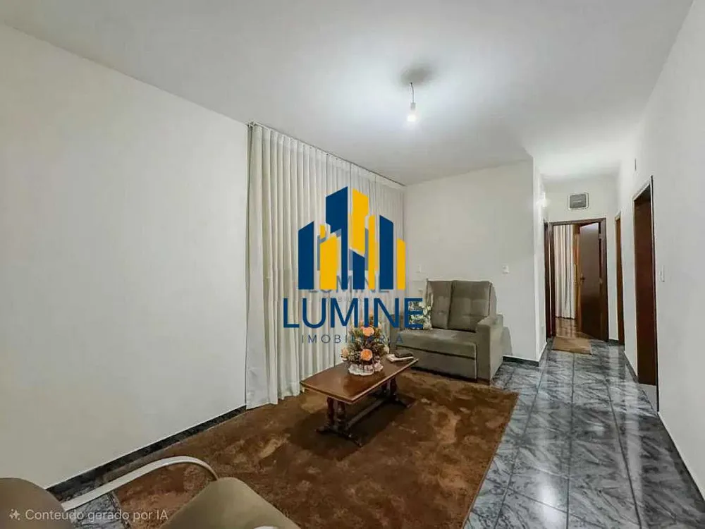 Casa, 6 quartos, 300 m² - Foto 1