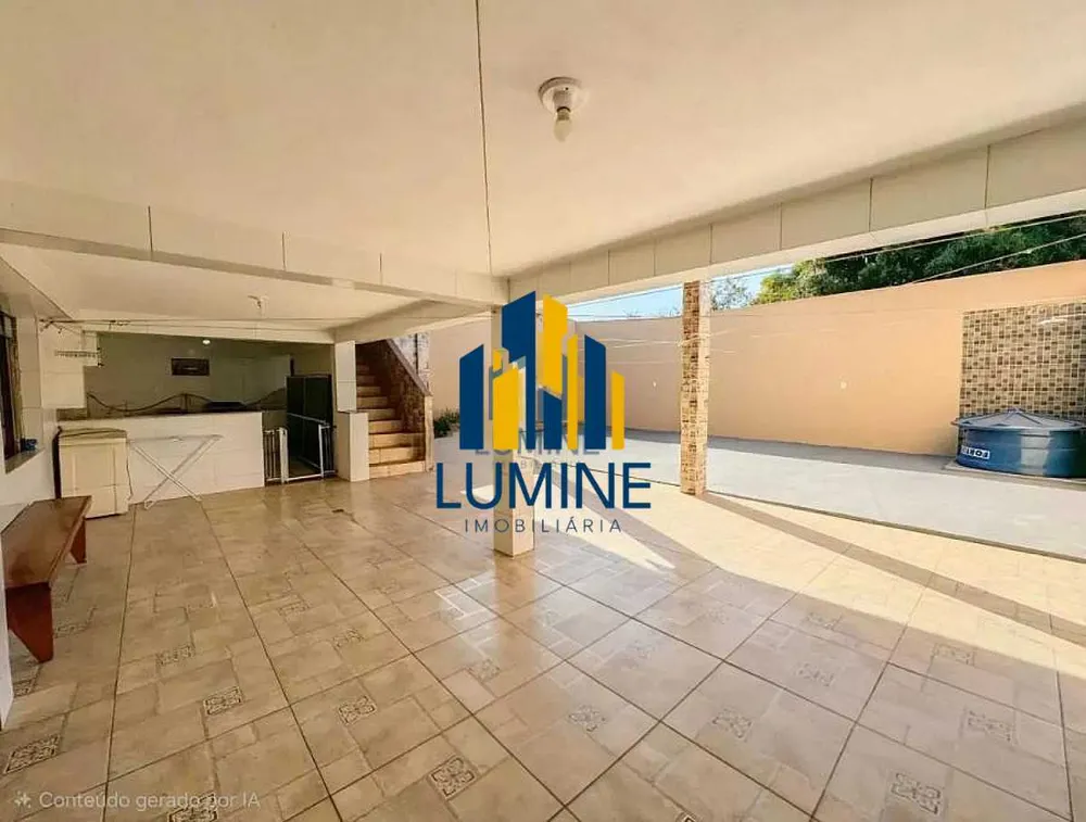 Casa, 6 quartos, 300 m² - Foto 4