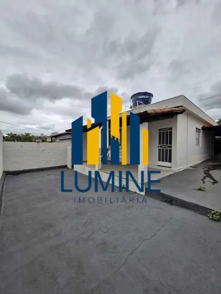 Casa, 3 quartos, 220 m² - Foto 2