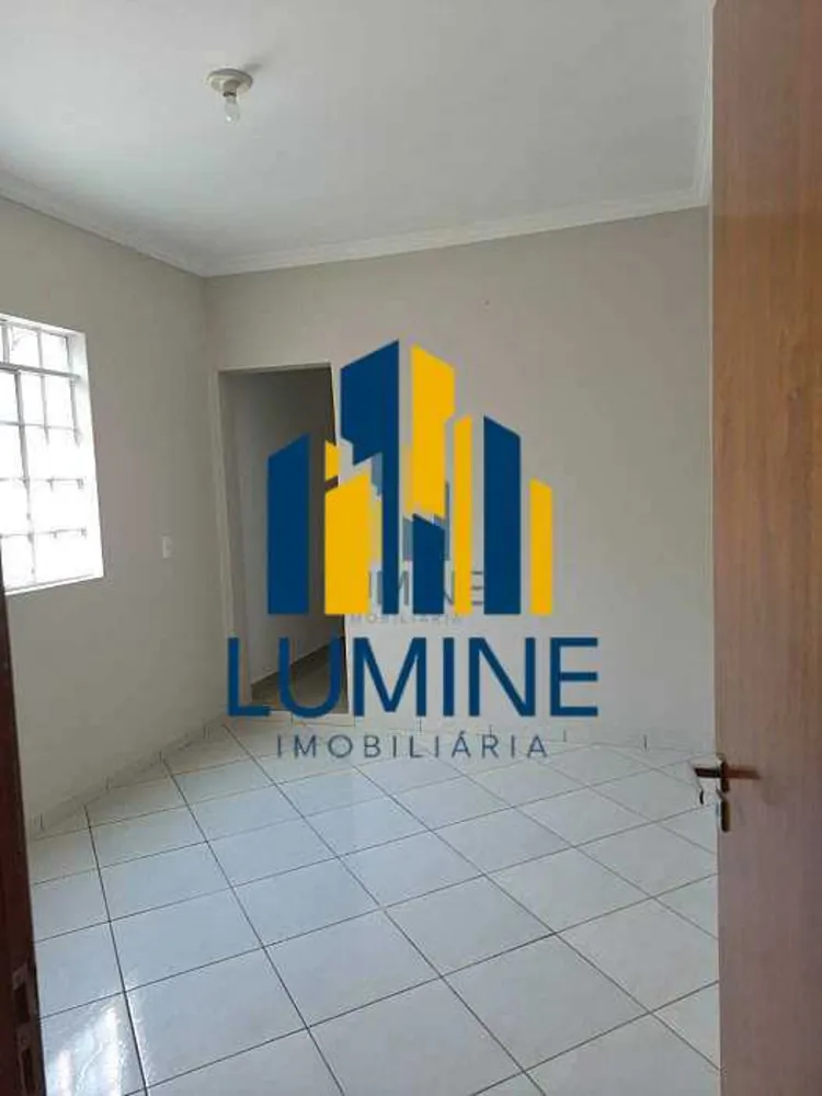 Casa, 4 quartos, 390 m² - Foto 2