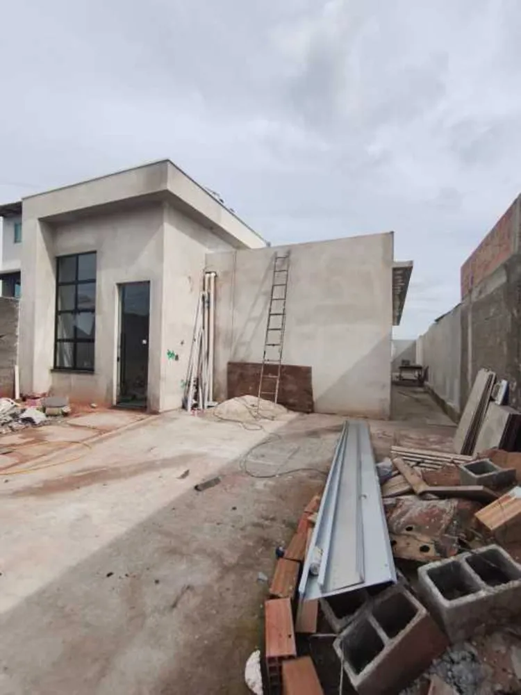 Casa, 3 quartos, 240 m² - Foto 1