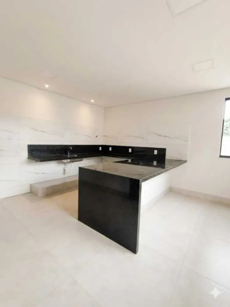Casa, 4 quartos, 200 m² - Foto 4