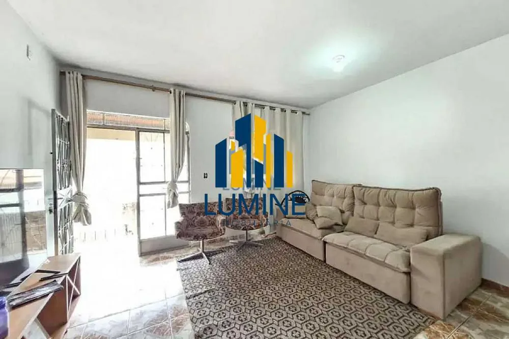 Casa, 3 quartos, 200 m² - Foto 1