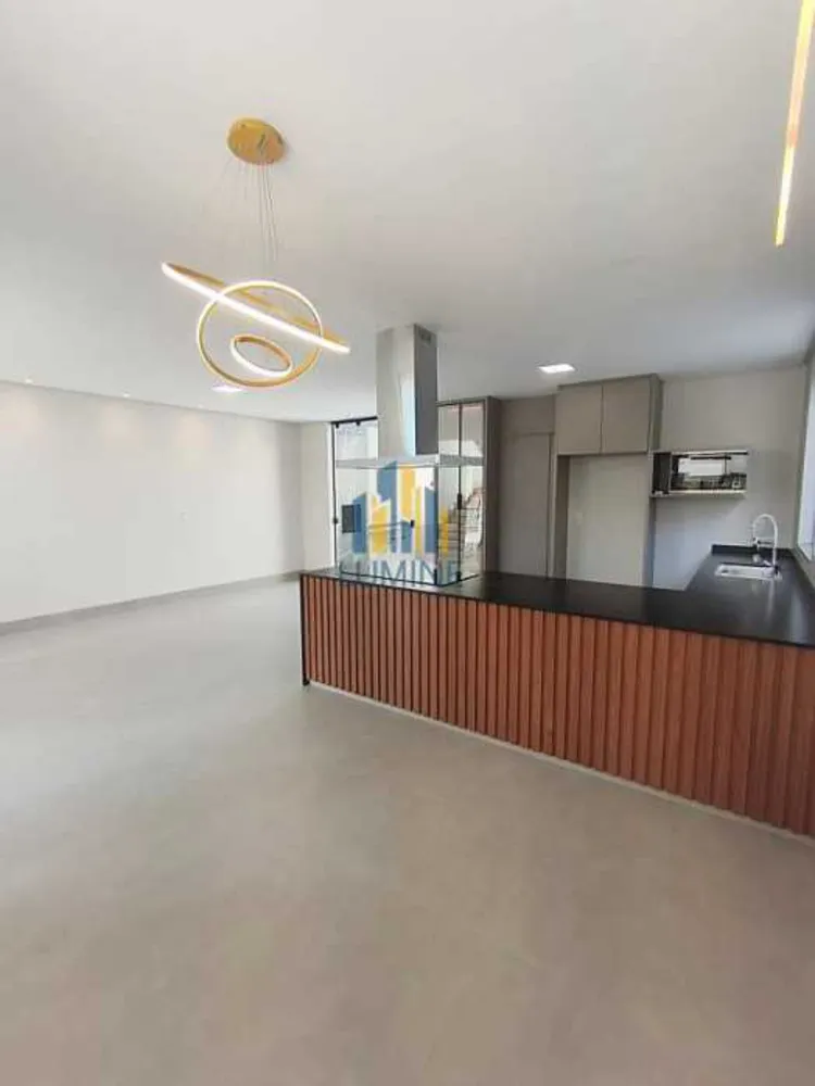 Casa, 3 quartos, 195 m² - Foto 4