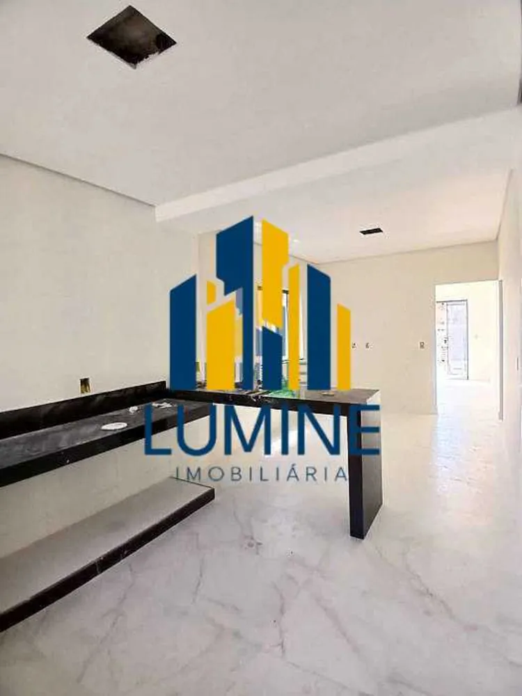 Casa, 3 quartos, 300 m² - Foto 2