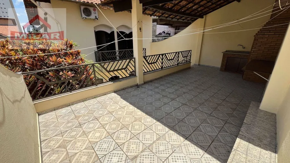 Casa, 3 quartos, 251 m² - Foto 9