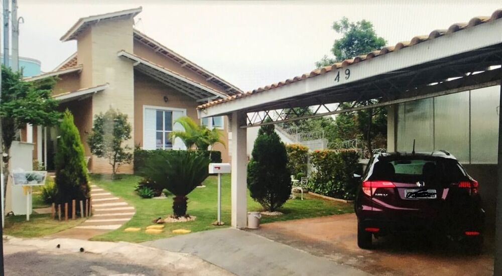 Casa à venda com 2 quartos, 200m² - Foto 2