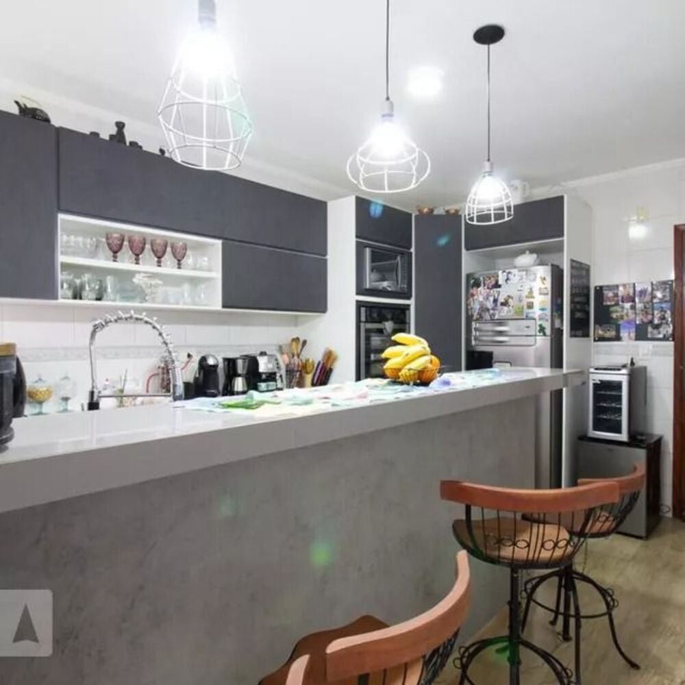 Casa à venda com 3 quartos, 132m² - Foto 2