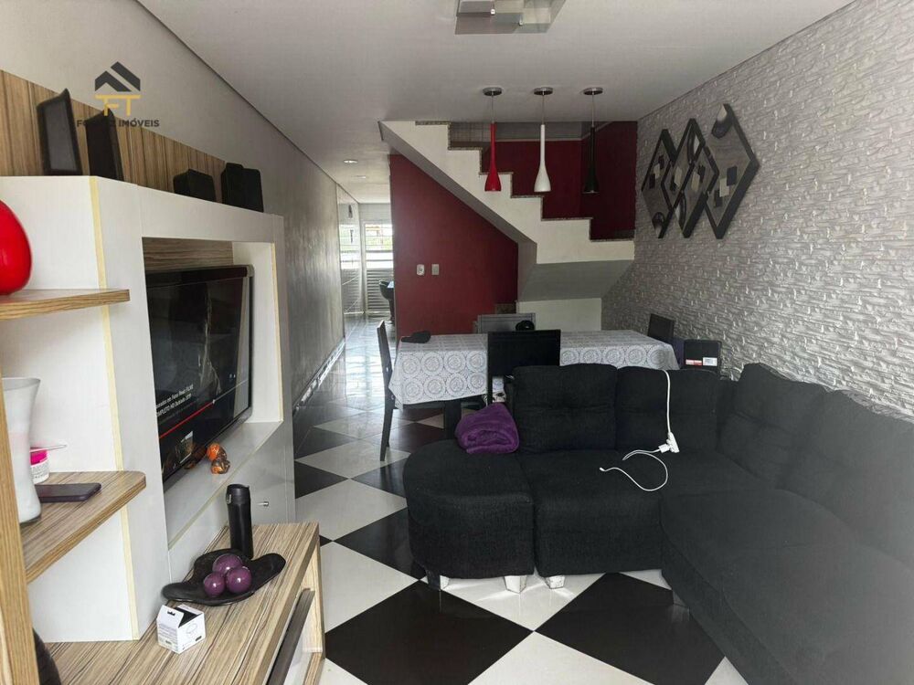 Casa, 3 quartos, 168 m² - Foto 2