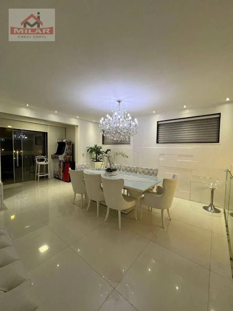 Cobertura, 3 quartos, 330 m² - Foto 1