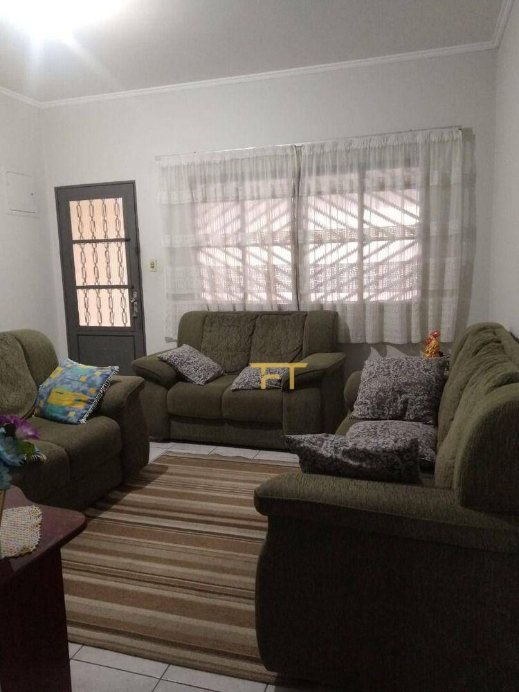Casa, 4 quartos, 129 m² - Foto 1