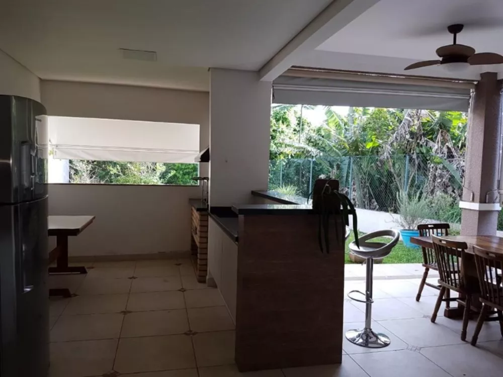 Casa à venda com 4 quartos, 285m² - Foto 18