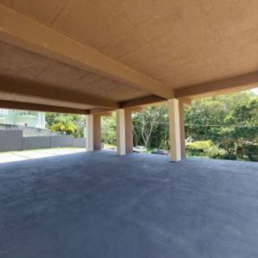 Casa à venda com 4 quartos, 340m² - Foto 2