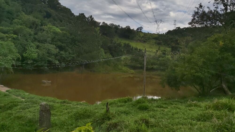 Sítio, 2 quartos, 14 hectares - Foto 17