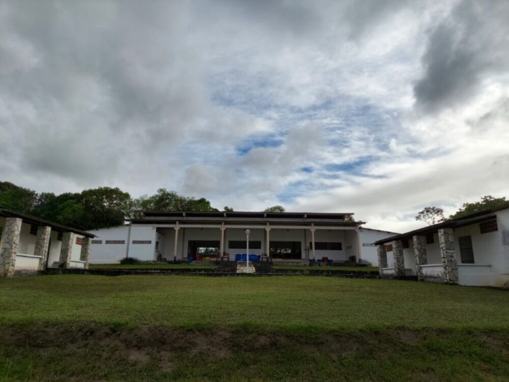 Casa à venda com 7 quartos, 1363m² - Foto 2