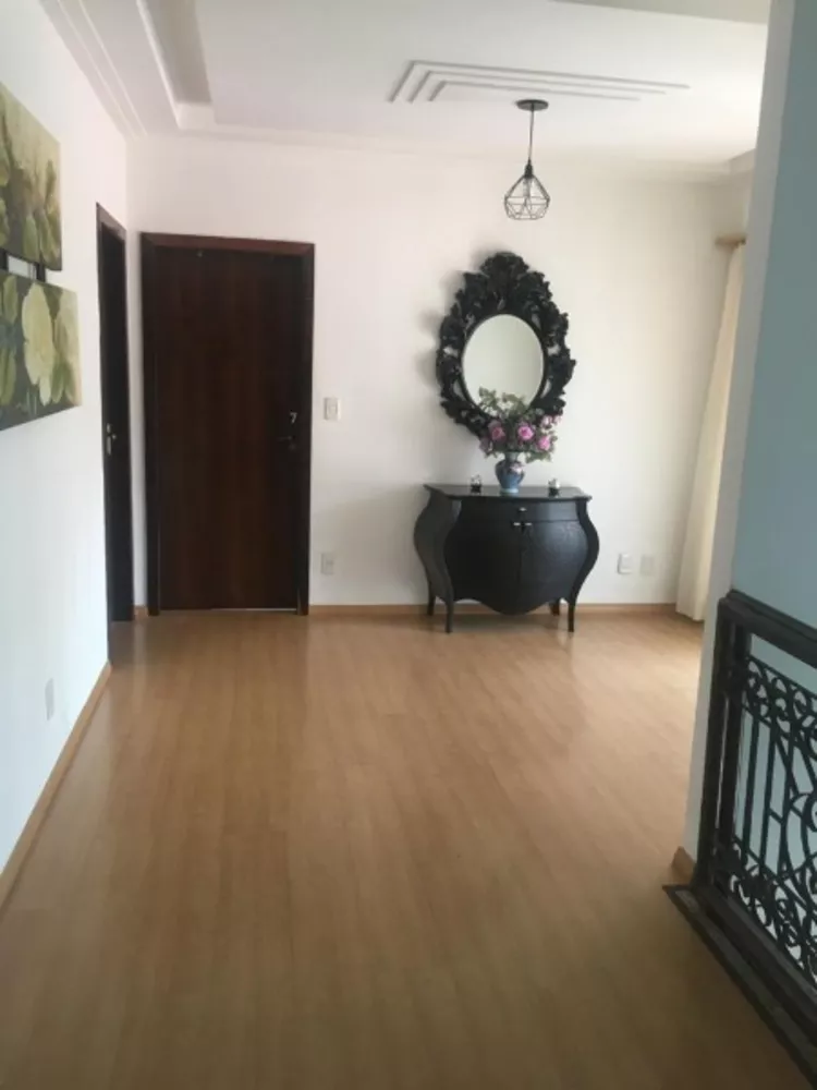 Casa à venda com 5 quartos, 338m² - Foto 14