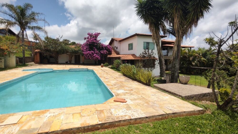 Chácara à venda com 5 quartos, 740m² - Foto 4