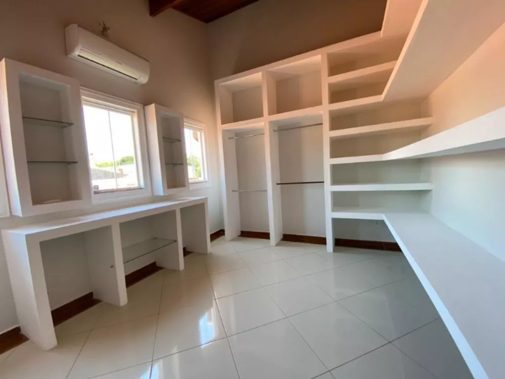 Casa à venda com 4 quartos, 214m² - Foto 6